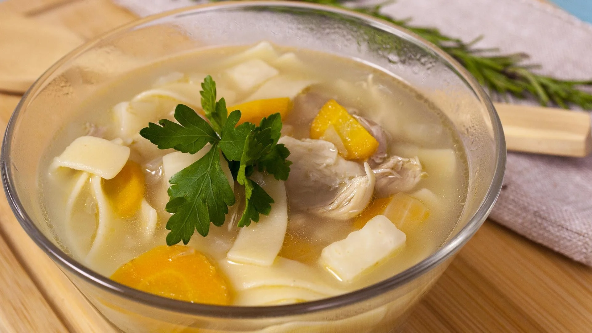 Biberiyeli Tavuk Çorbası