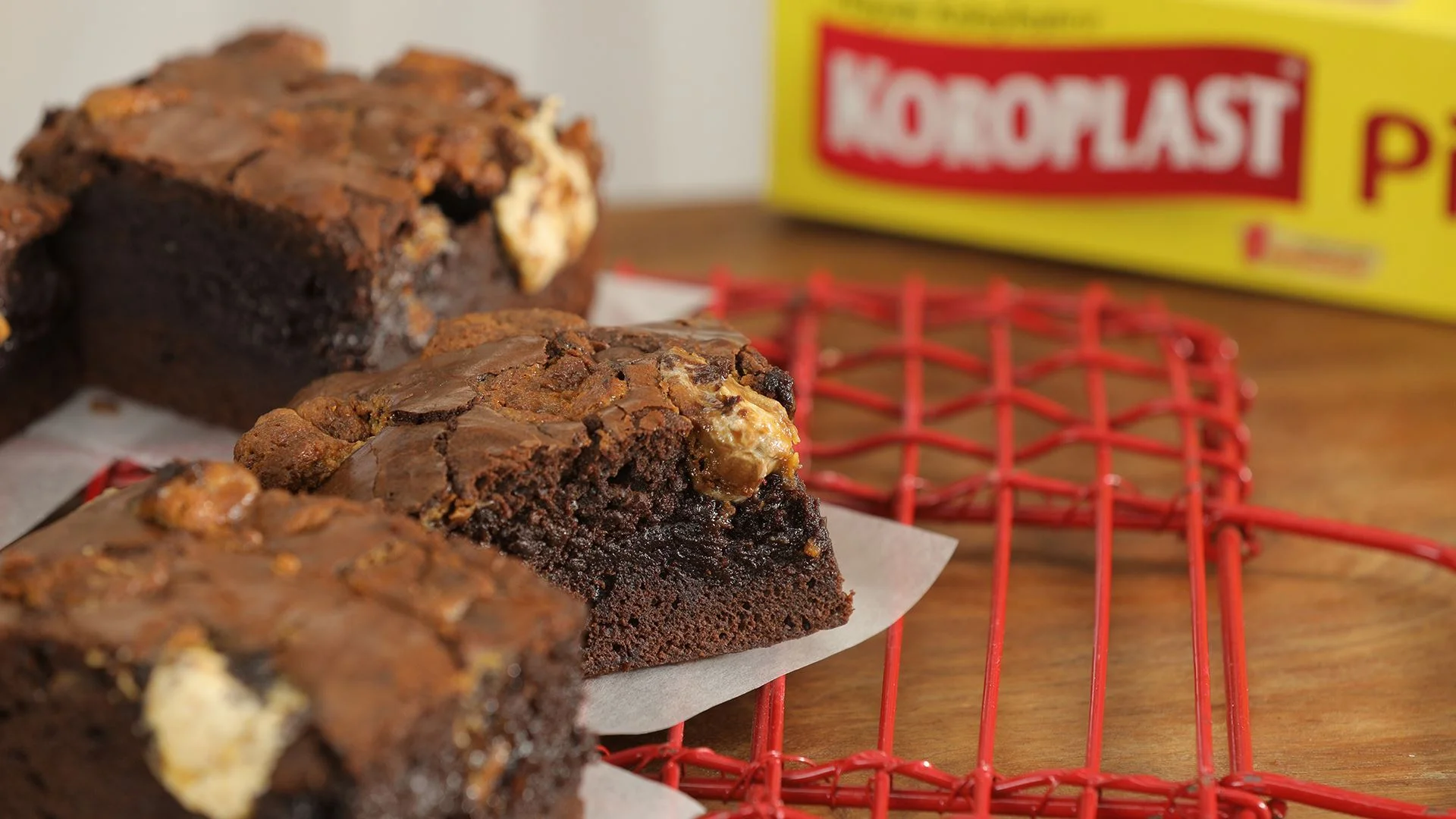 Refika'dan Tahin Helvalı Kolay Brownie